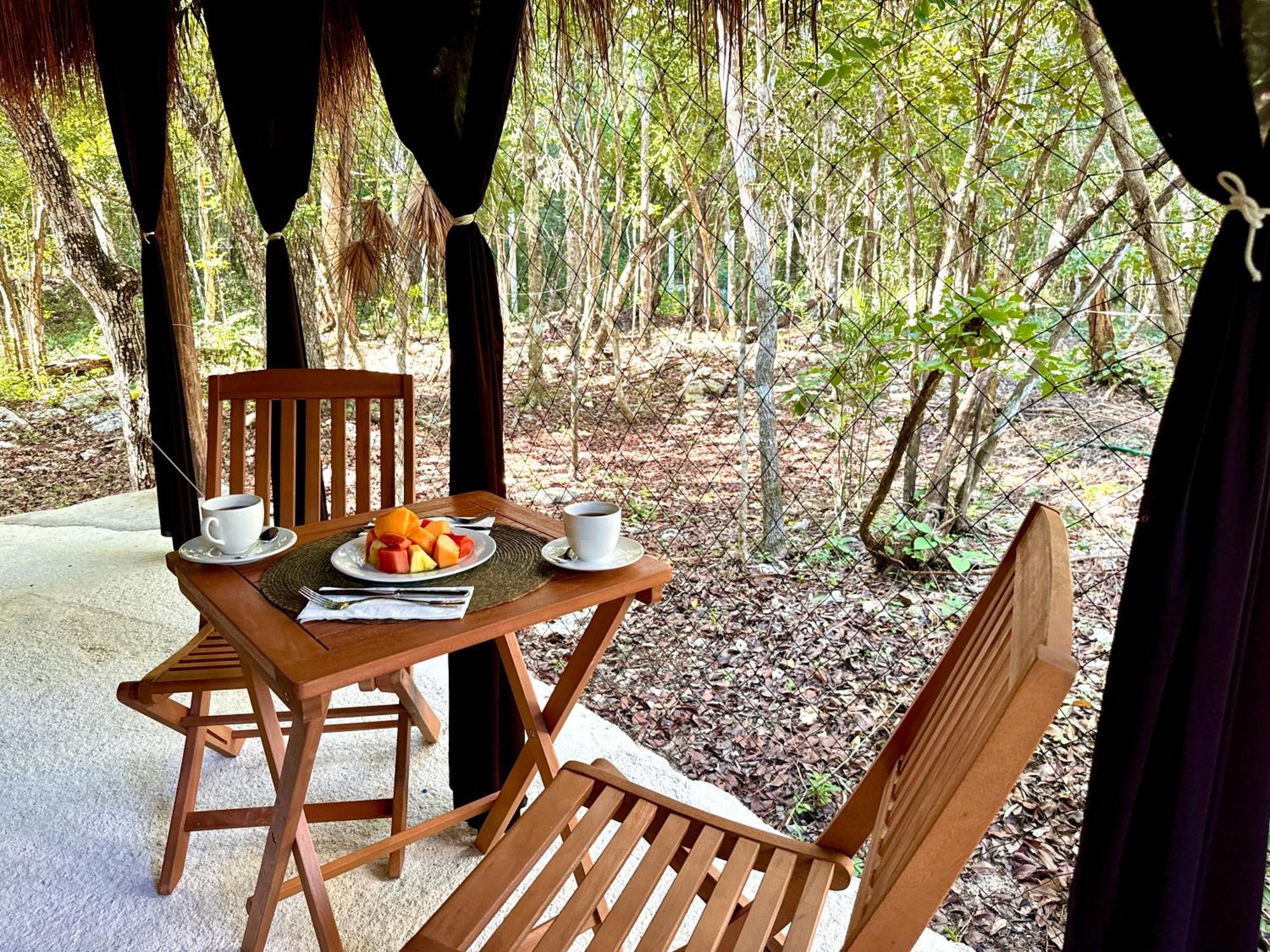 Glamping Bunga Lotus Hotel Tulum Bagian luar foto