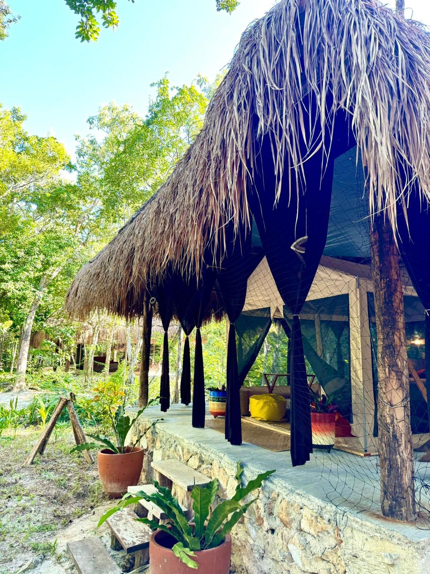 Glamping Bunga Lotus Hotel Tulum Bagian luar foto